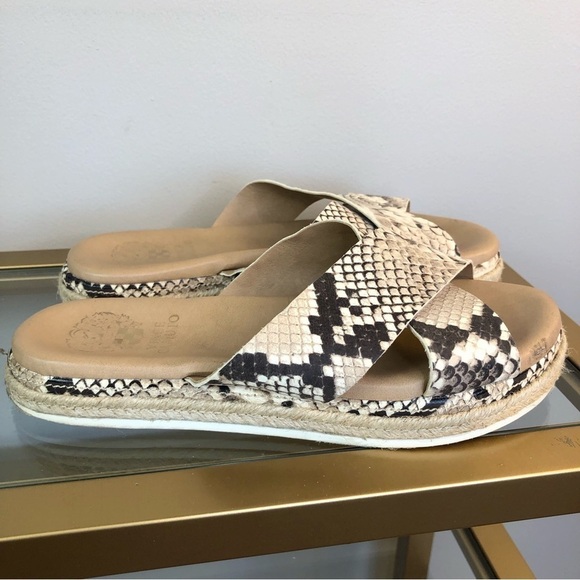 Vince Camuto taupe neutral snake leather crossover slide espadrille sandals 8 - Picture 1 of 9